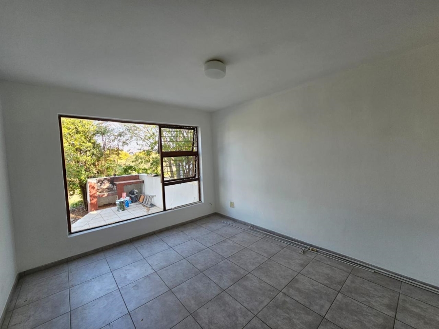 To Let 2 Bedroom Property for Rent in Mount Kos North West